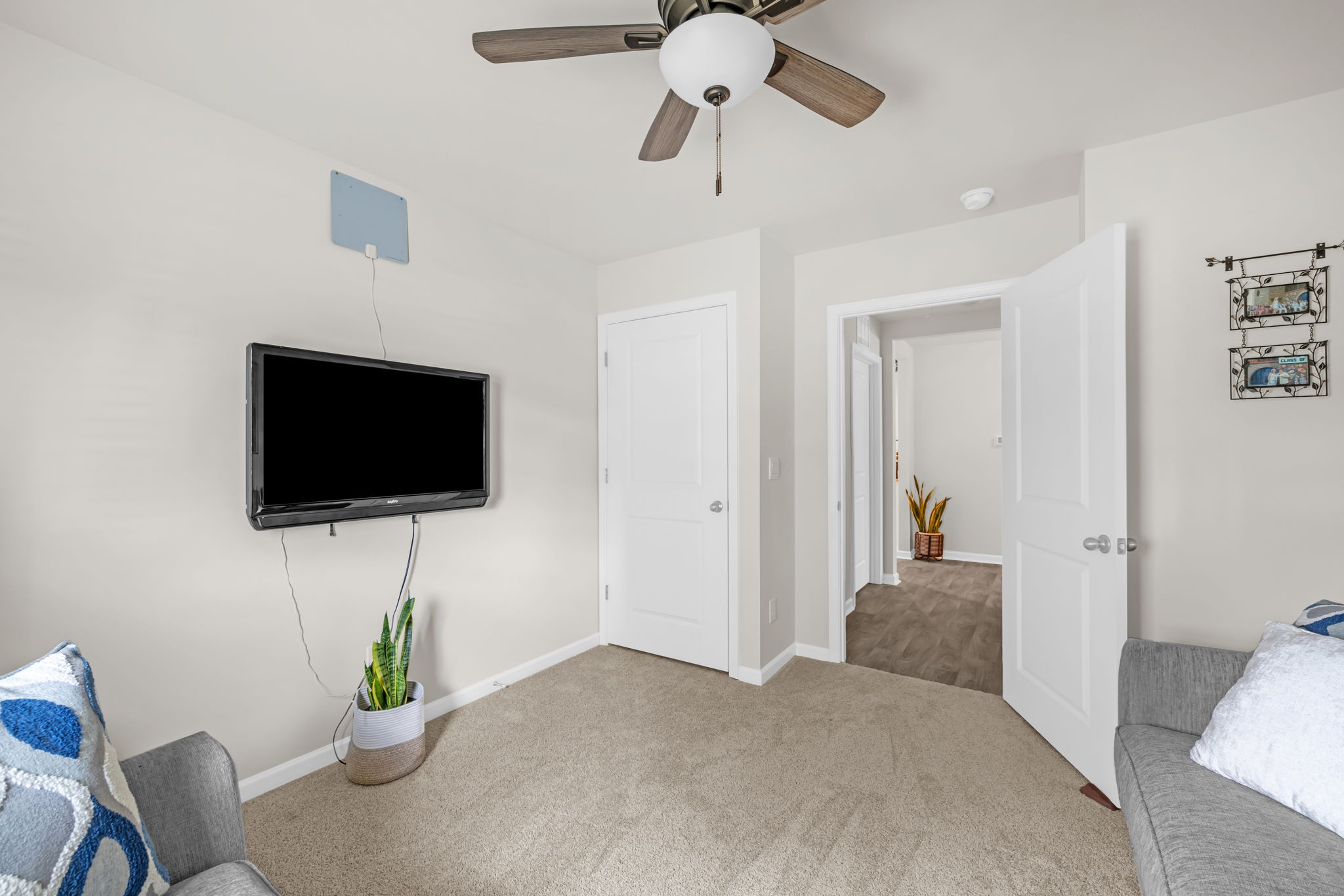127 Green Mallard Wy-24