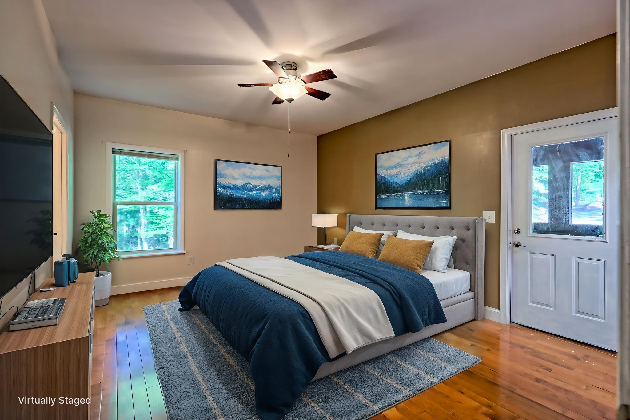 1R3A7556_57_58_59_60_61_62 virtually staged.jpeg