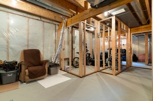  Photo 33