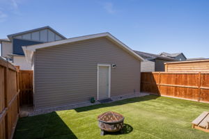  Photo 40