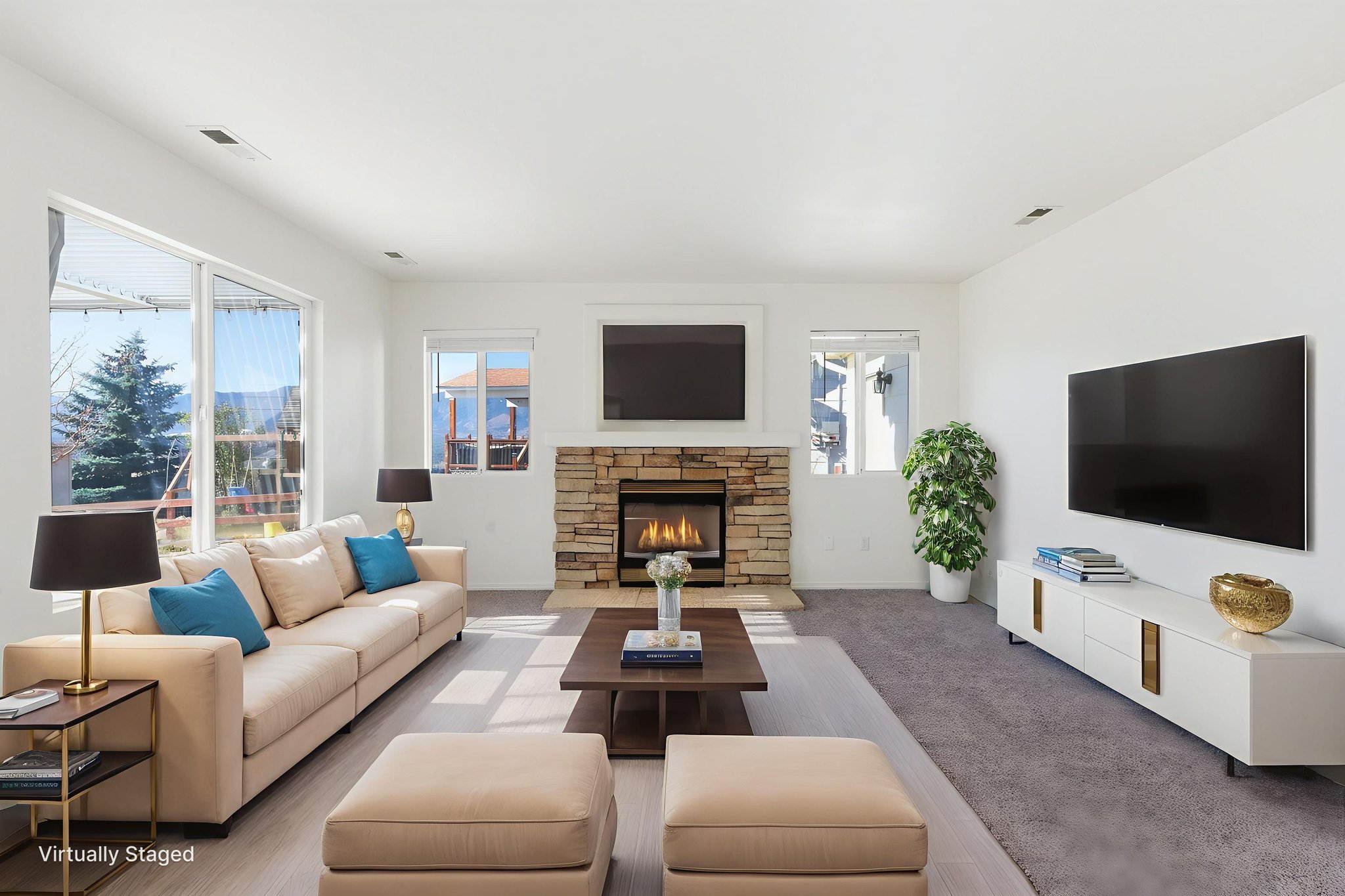 127 Misty Creek-15 virtually staged.jpeg