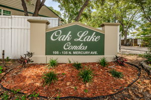1-Oak Lake Condos