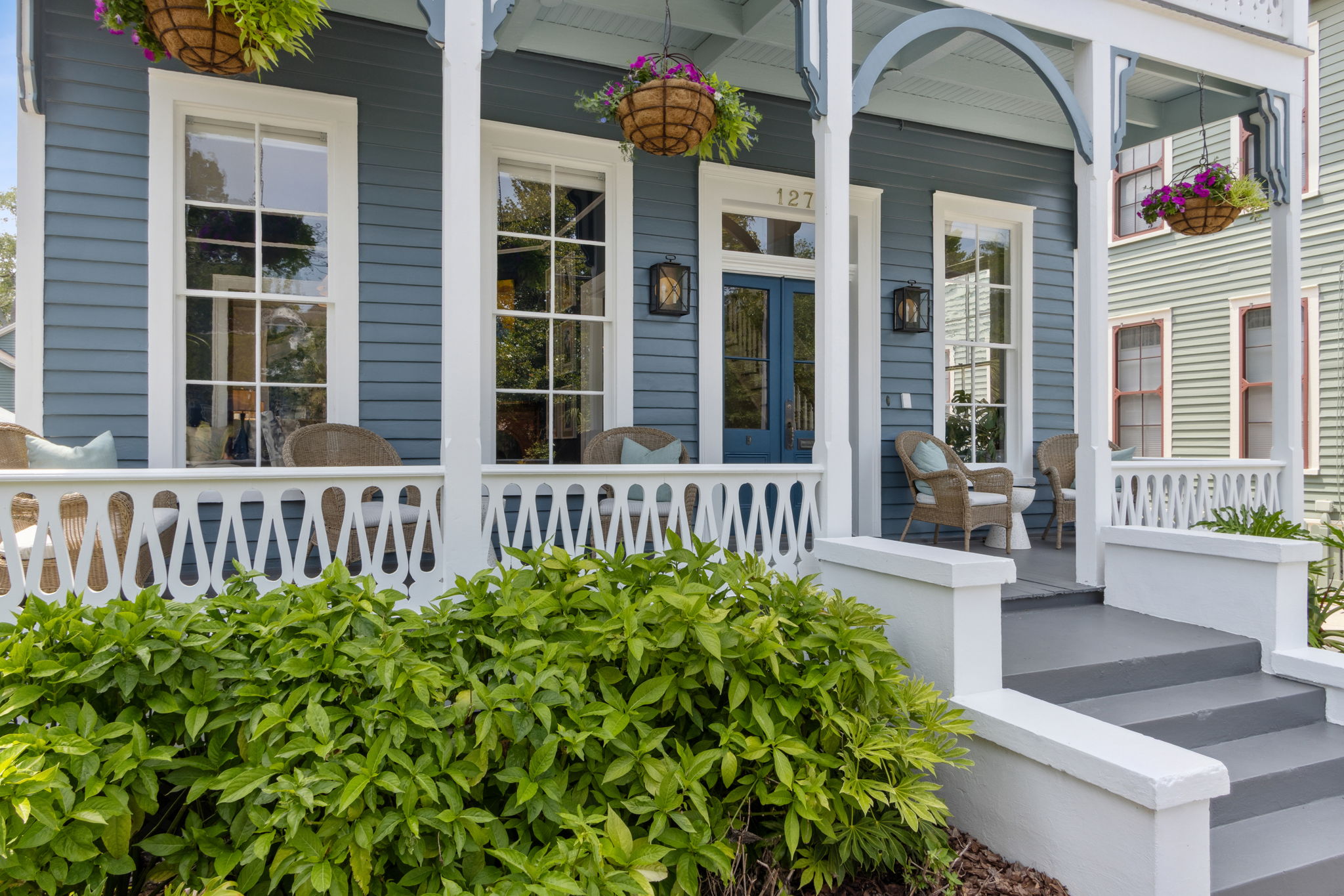 Front Entry Detail