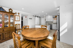 Dining Room4