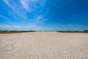 24d-Beach