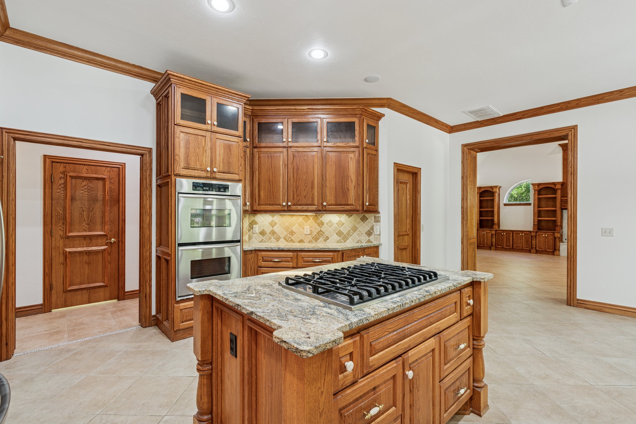 12700 Jabez Rd_009.jpg