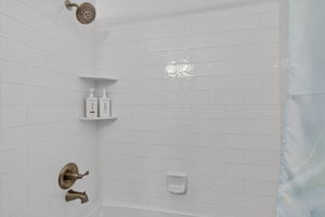 Photo 35