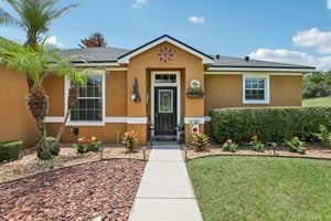 Colonnade Cir-S0306-004.jpg