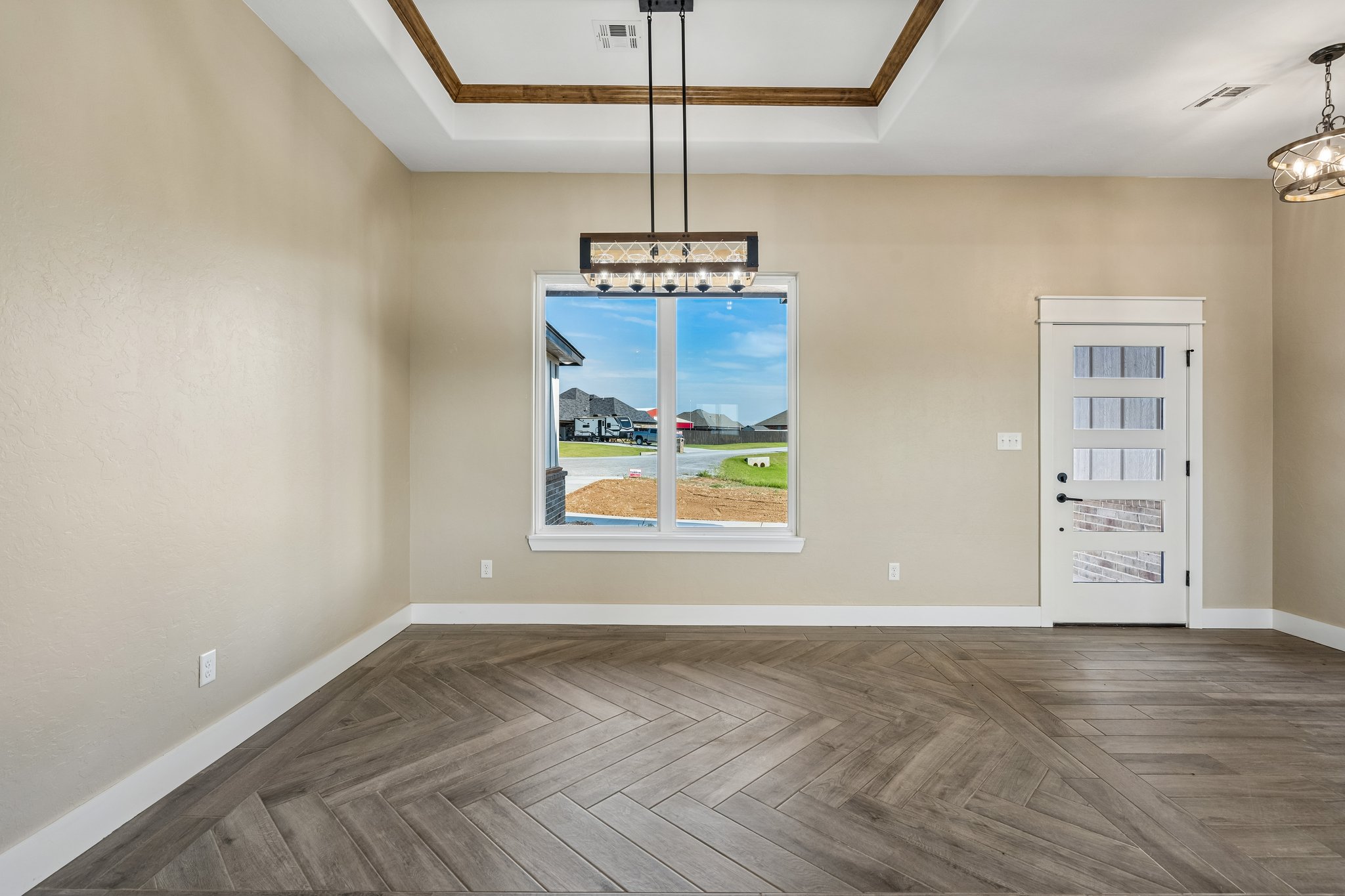12702 Sierra Ln_016.jpg
