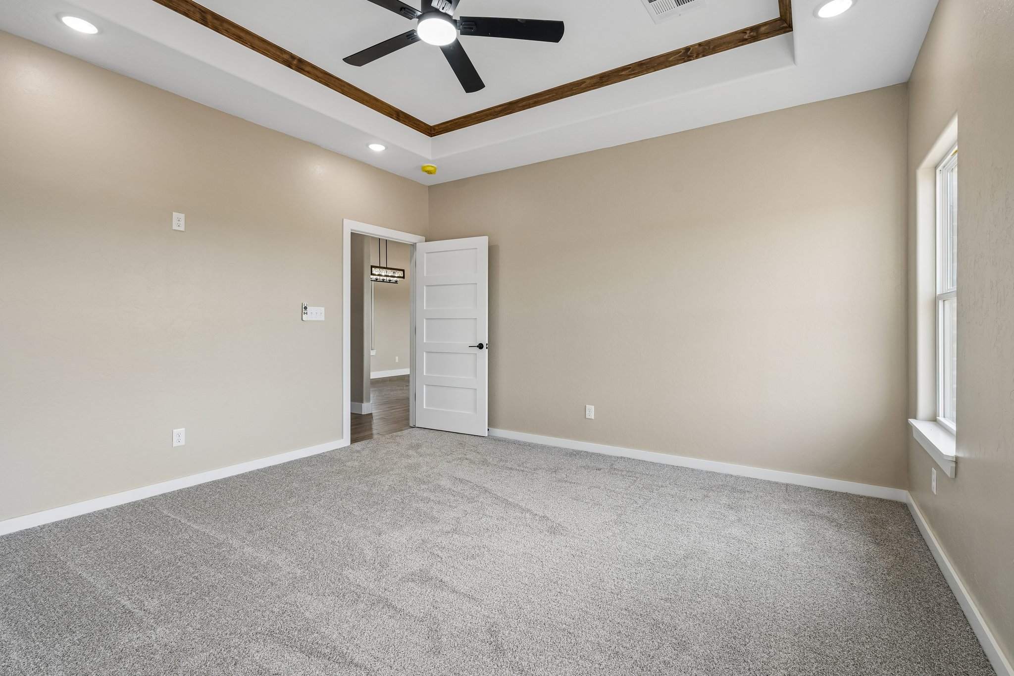 12702 Sierra Ln_028.jpg