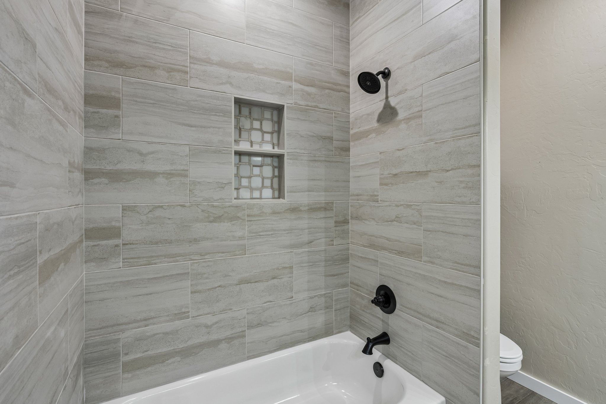 12702 Sierra Ln_032.jpg