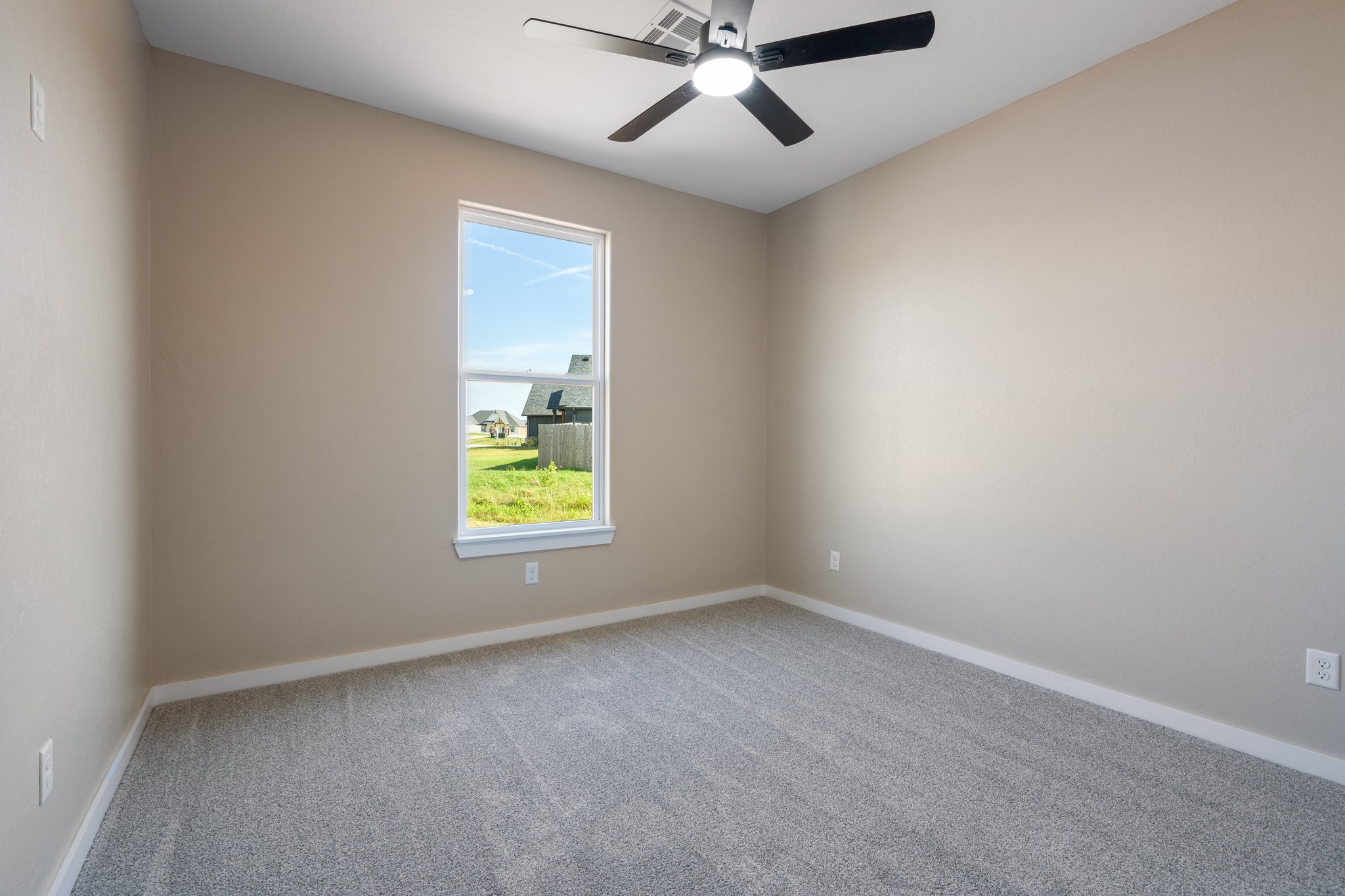 12702 Sierra Ln_041.jpg