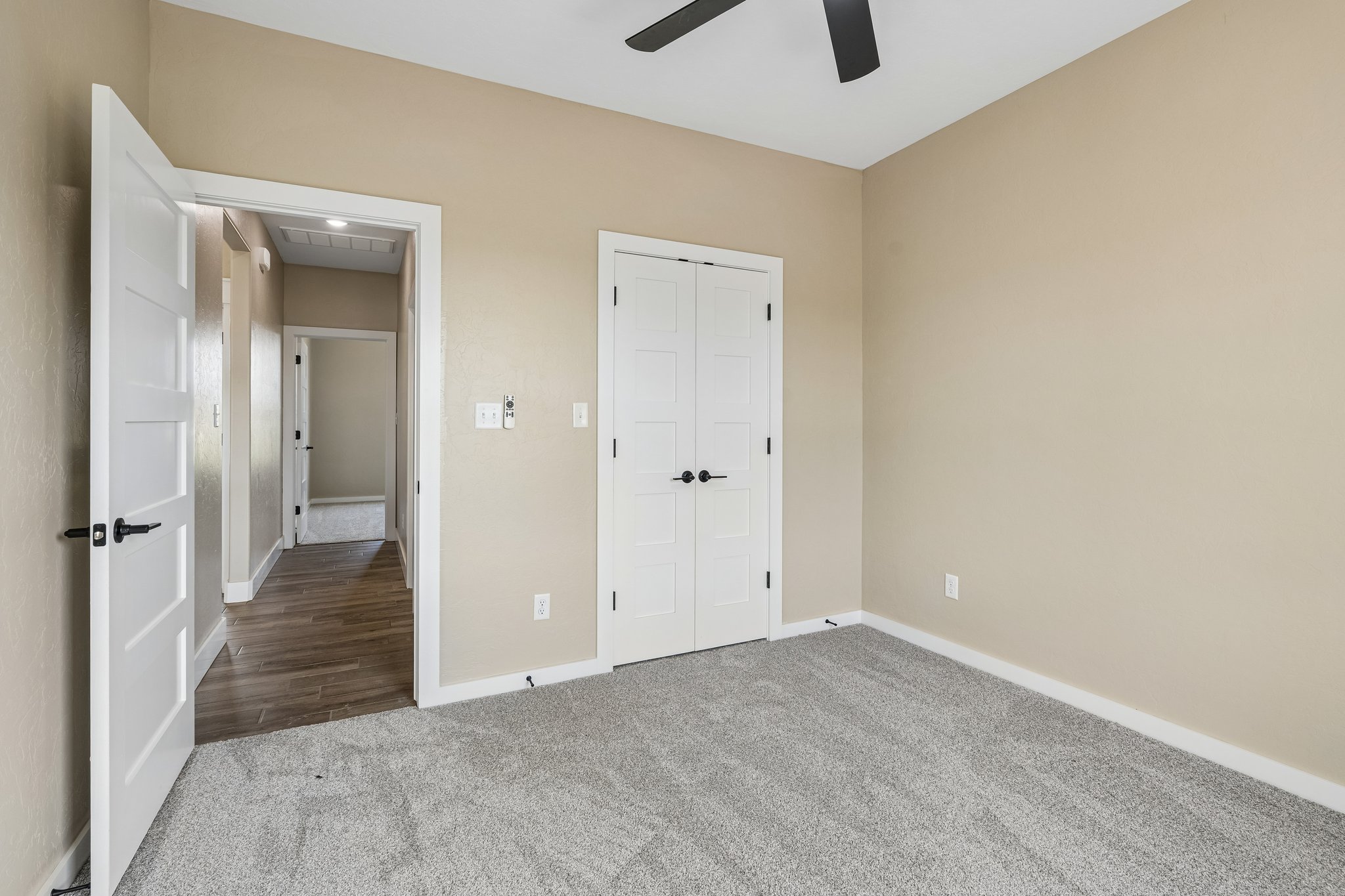 12702 Sierra Ln_044.jpg