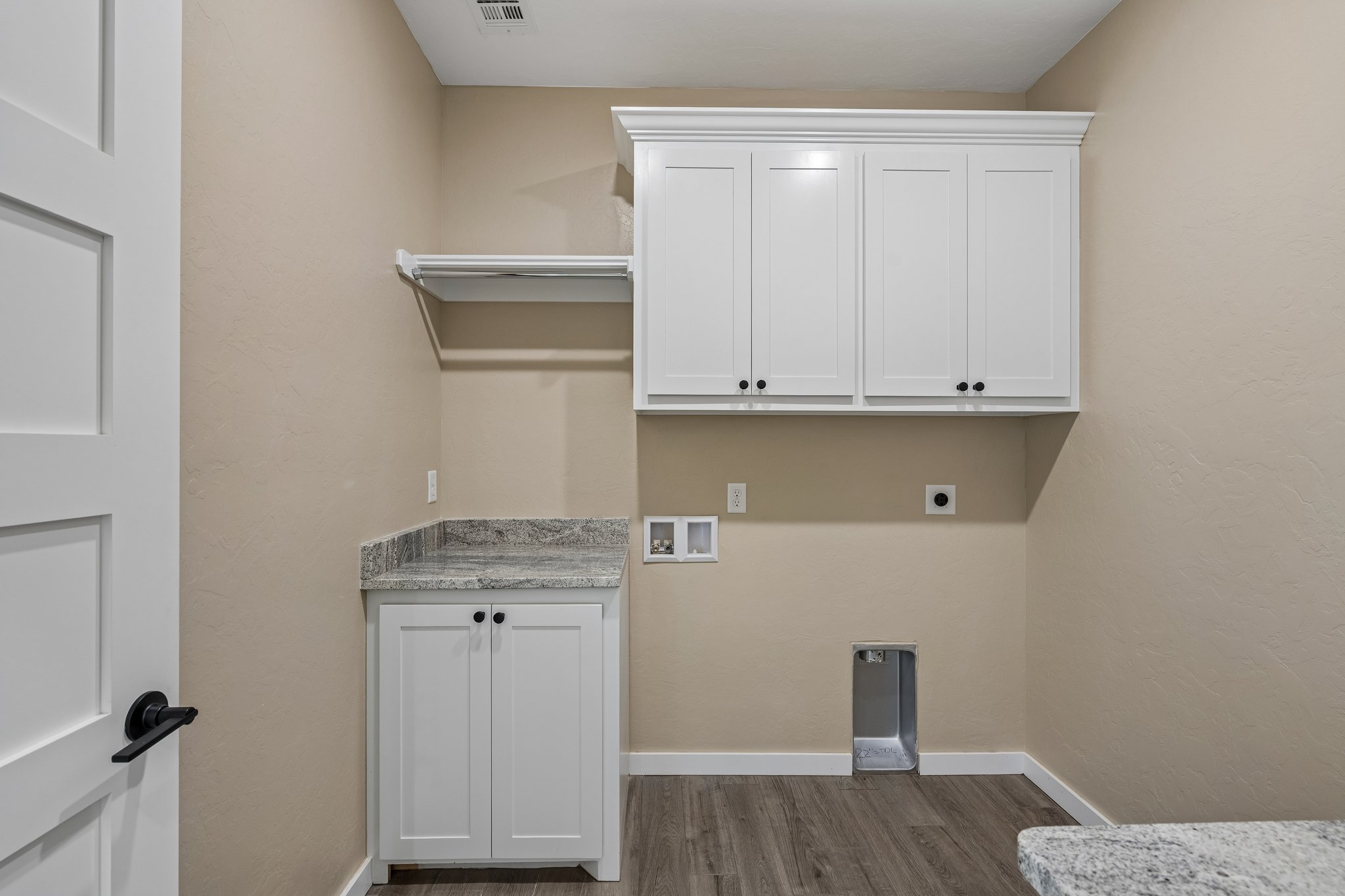 12702 Sierra Ln_045.jpg