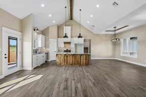 12702 Sierra Ln_014.jpg