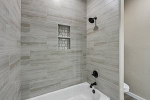12702 Sierra Ln_032.jpg