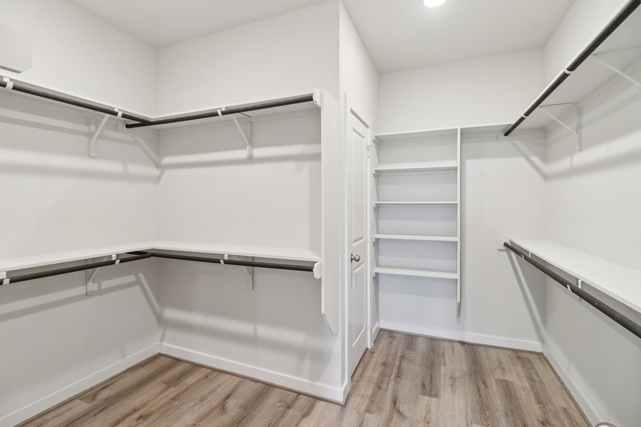 Arya Way-S0403-027.jpg