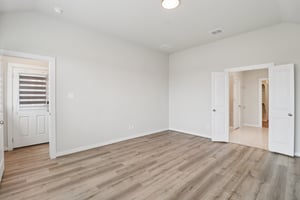 Arya Way-S0403-021.jpg