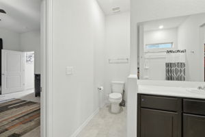  Photo 40