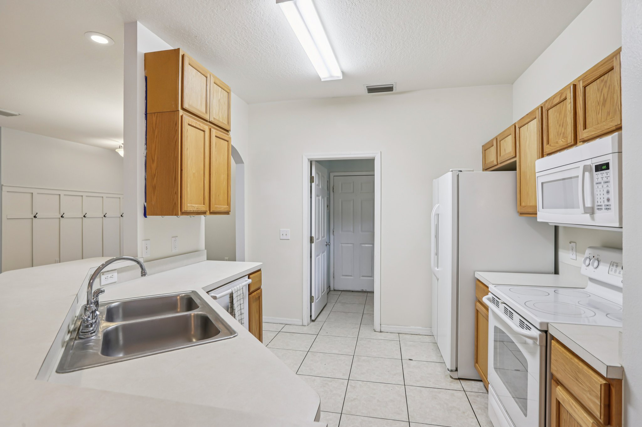 Linda Dr-S1301-021.jpg