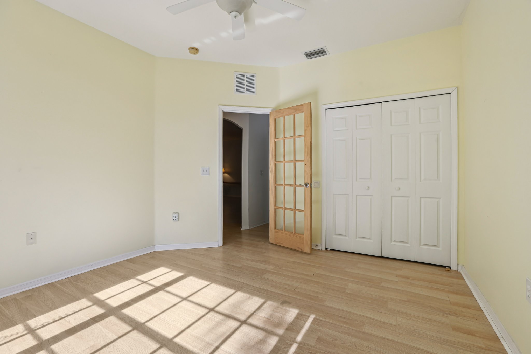 Linda Dr-S1301-038.jpg