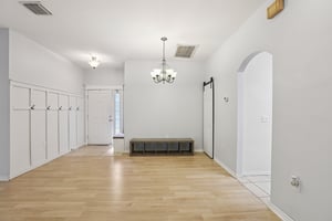 Linda Dr-S1301-011.jpg