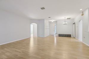 Linda Dr-S1301-015.jpg