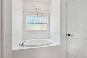 Linda Dr-S1301-035.jpg