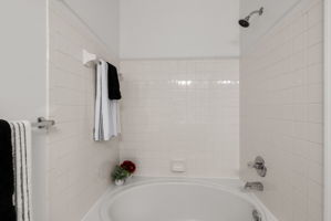  Photo 34