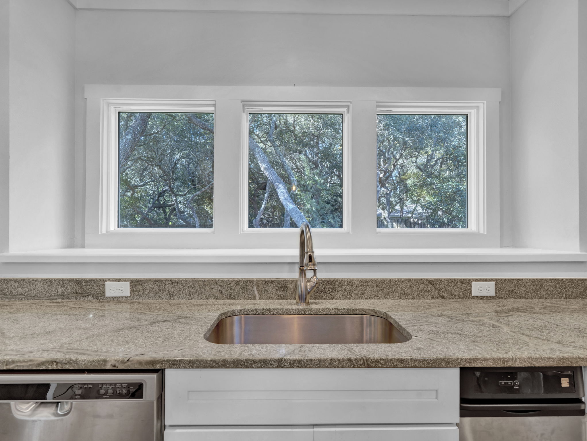 1271 Ainsworth Dr 27