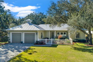 1271 Ainsworth Dr M4P 4