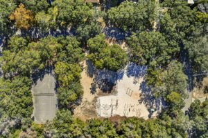 1271 Ainsworth Dr M4P 16