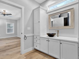 1271 Ainsworth Dr 13