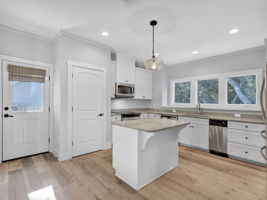 1271 Ainsworth Dr 25