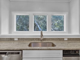 1271 Ainsworth Dr 27