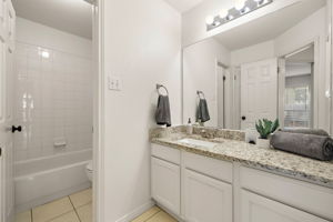  Photo 27