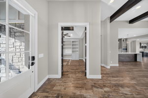  Photo 7