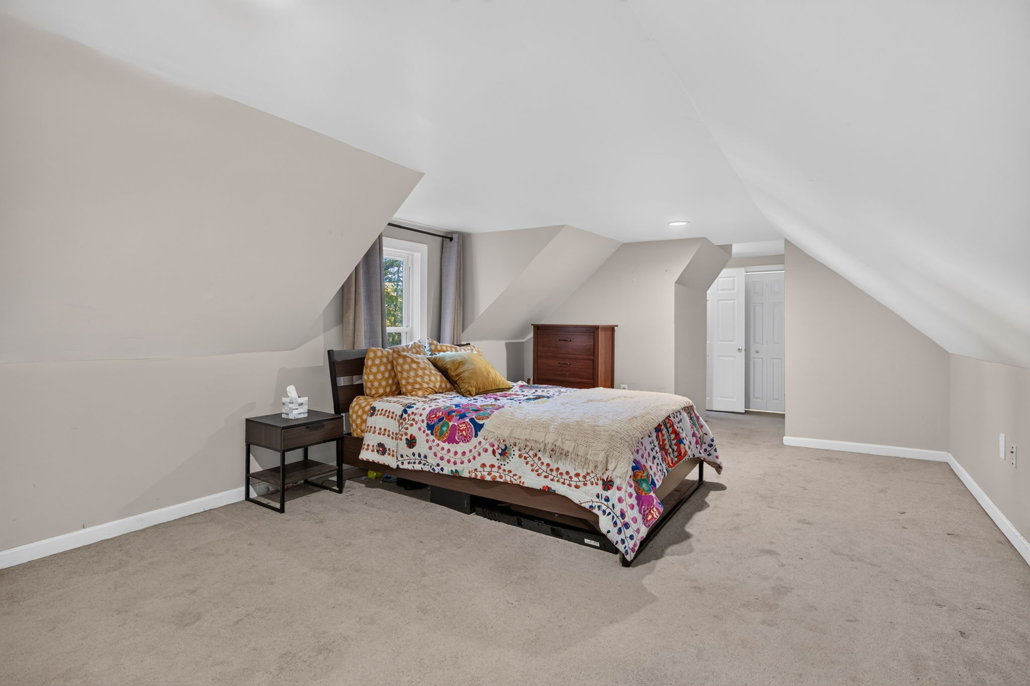 1272 Mammoth Rd, Dracut, MA 01826, USA Photo 34