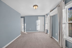 1272 Mammoth Rd, Dracut, MA 01826, USA Photo 35
