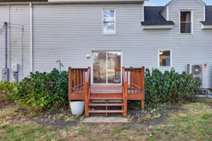 1272 Mammoth Rd, Dracut, MA 01826, USA Photo 46
