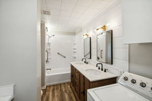  Photo 23