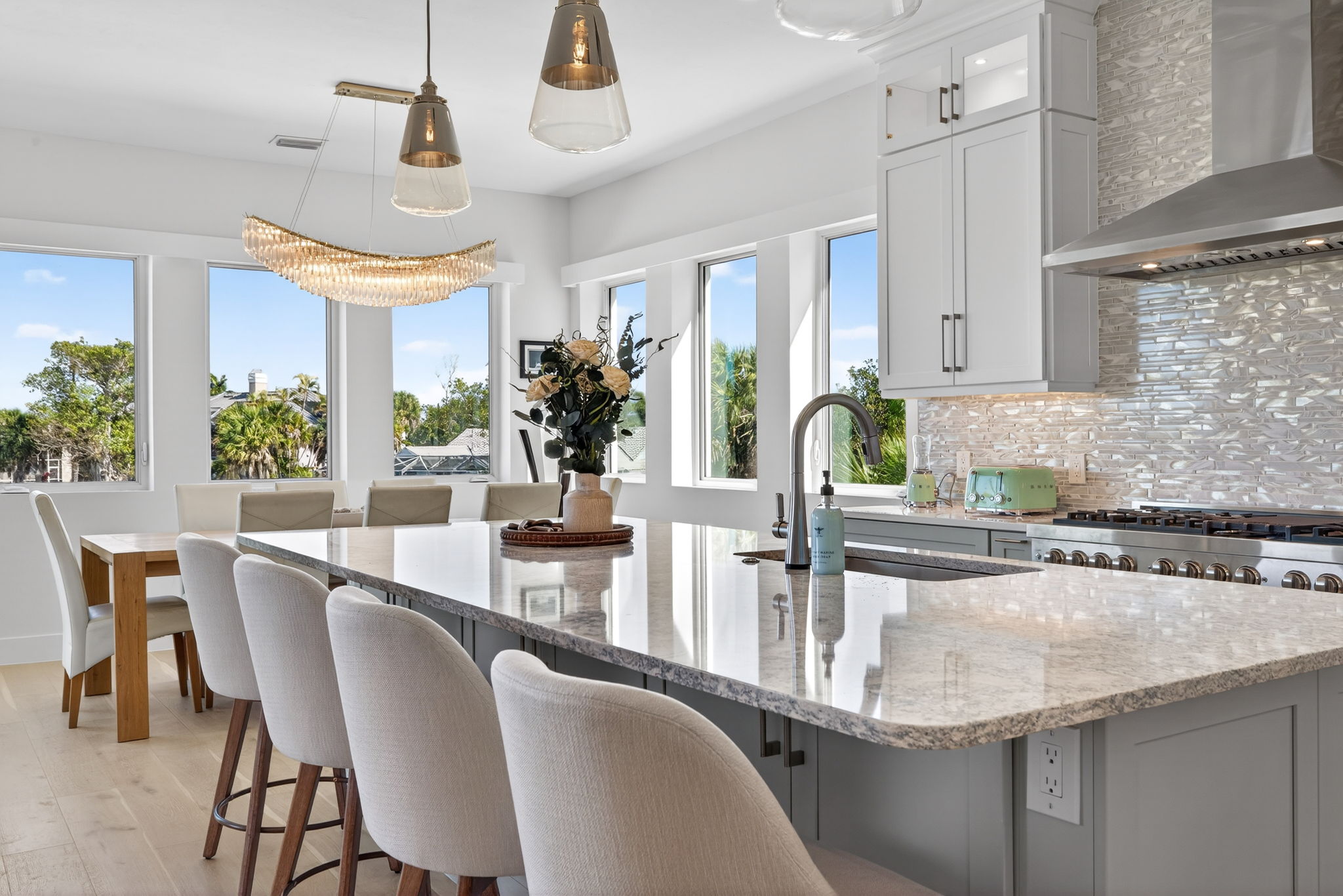 Breakfast Bar 2 of 2