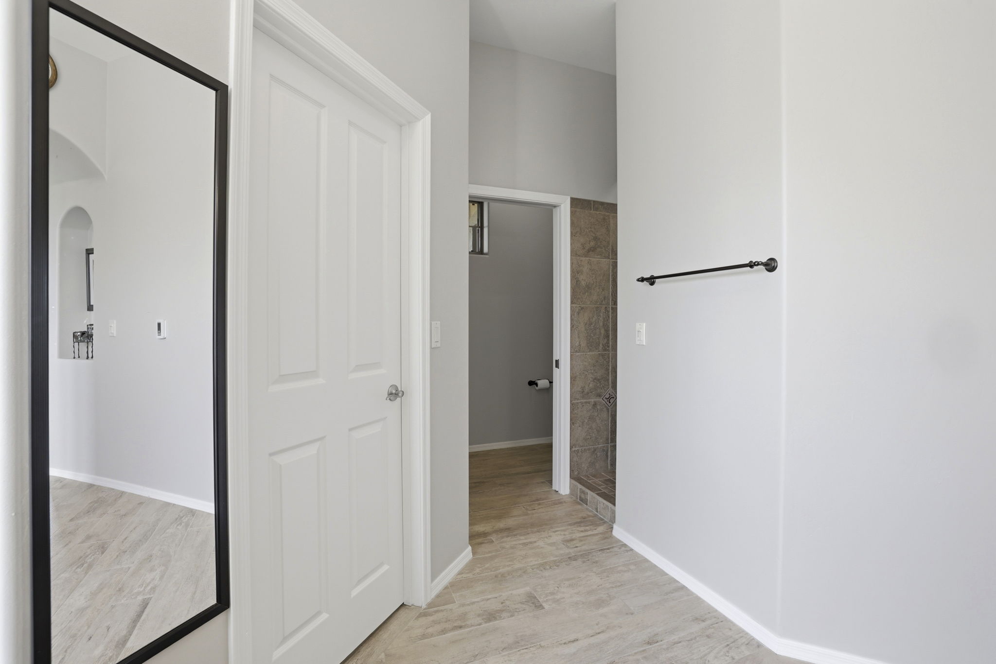 Primary Bathroom_2