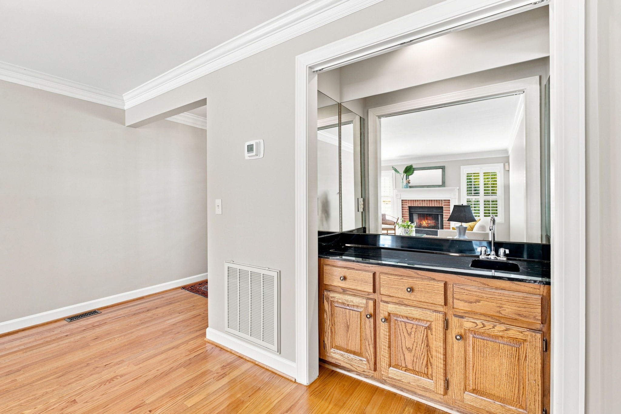  Photo 35