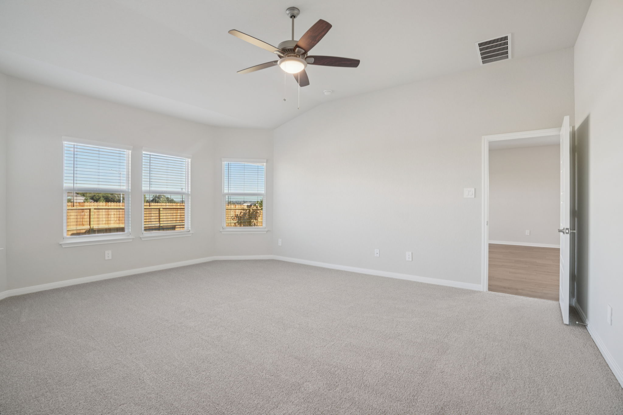San Antonio East - Carmel Ranch - 12723 Horizon Crest Schertz TX 78154 - 023