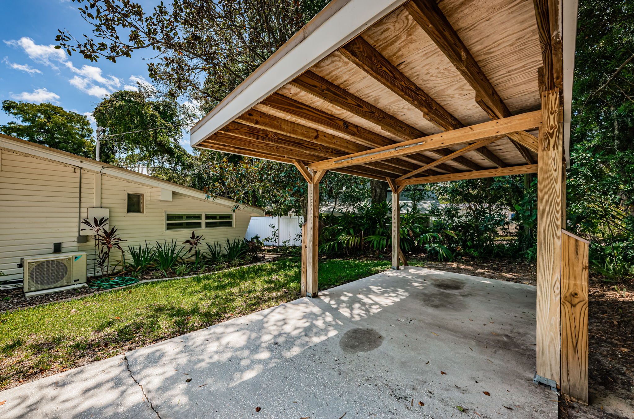 Carport