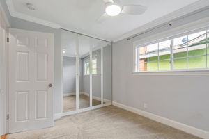  Photo 37