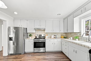 012_F8_1273 Sierra Ave