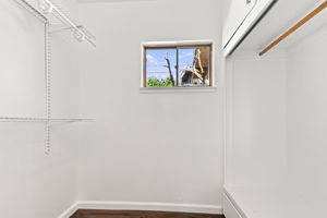 030_F8_1273 Sierra Ave
