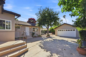 041_F8_1273 Sierra Ave